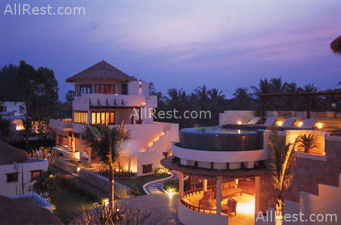 Aleenta Resort